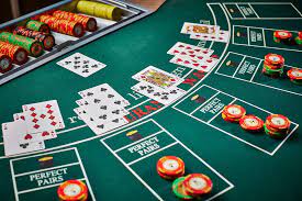 Hướng dẫn chơi Blackjack 21 điểm trên ứng dụng di động offline